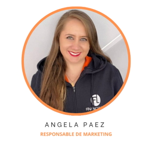 Black & White Elegant Nail Salon Logo (2)